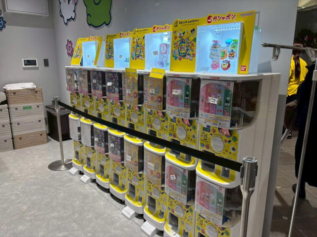 ・原宿のど真ん中に突如現れる「たまごっち ふぁくとり～！」, ・工場見学マニアも唸る映像展示, ・無料イベントも見逃せない, ・週末限定のイベントも, ・今回訪れた店舗の詳細