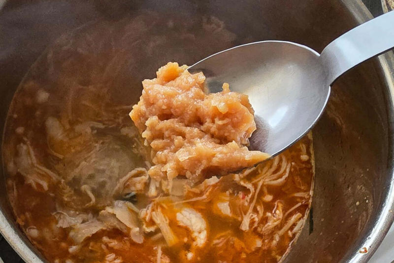 ■「春雨豚キムチスープ」の材料, ■やる気なしでも作れる簡単レシピ, ■味噌がいい仕事をしている, 【動画】春雨豚キムチスープ