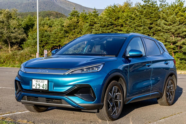 CセグSUVとしては十分すぎる航続距離470km, V2H対応で「走る蓄電池」にもなる, 初見は戸惑うけど、慣れるとクセになる内装, CarPlay対応だがUSB周りは惜しい, 東京から福島へ。「470km」は伊達じゃない, 地方で突きつけられる充電インフラの現実