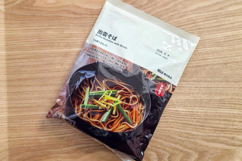■売り切れ続出？　季節限定「出雲そば」, ■かけそばを作ってみる, ■優しいつゆの味わいがたまらない, ■年始のラーメンも無印で決まり