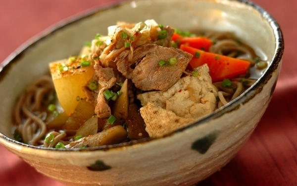 香ばしネギの鶏南蛮そば, 温かい！ きのこたっぷりかけそば, たっぷり野菜の年越しそば, 鶏肉とゴボウのあったかつけそば, いろいろ薬味そば, 年越しはらこそば, 瓦そば風年越しそば