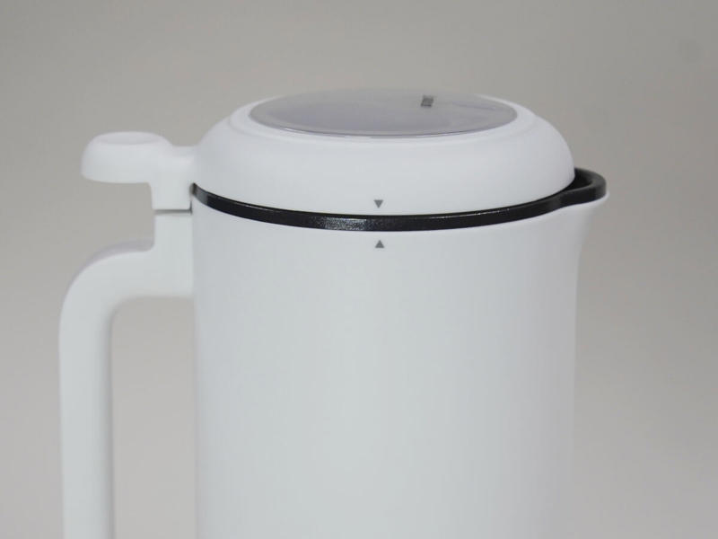容量は600ml、コンパクトな設計だけどちょっと背は高め, 使用前は念入りに洗浄を！, とろとろポタージュがほったらかしで完成！おかゆやゆで卵もできる！, メニューにはないけど実はある「洗浄モード」, ポタージュが「毎日のごはん」に昇格！あったかいスープ好きにオススメ