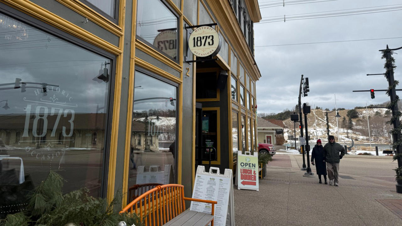 A HOUSE OF BOOKS , UNWIND GR, GARDEN DISTRICT , APPLEWOOD KITCHEN, GUN LAKE CASINO RESORT, WAWYE OASIS , SHIFT CLIMBING , HEINEN DELFTS BLAUW, GRINGODOG’S DOG HOUSE, TAQUERIA SAN JOSE, PAGES AND PEONIES, GOBLES ANTIQUE MALL, MONTEJO’S COOKHOUSE , THE LIT BY THE PENNY LOAFER, THE TOASTED PICKLE, BARDERTOWN VIDEO , KZOO CREAM, THE LOVE CAFE, TEXAS DE BRAZIL, HOTEL ROSE, HOT ‘N NOW