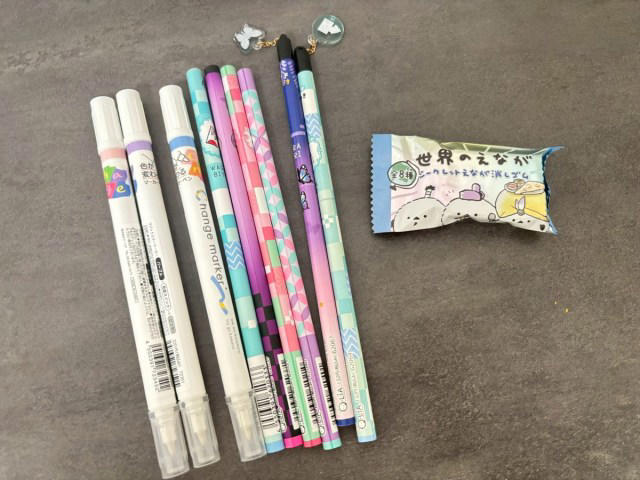 ・いつの間にか卒業していたキャラクターたち, ・シールだけでほぼ元が取れている, ・目玉はアクスタケースとミニバインダーか, ・地味だけど嬉しい文房具たち, ・もう1つ買いに行こうかな
