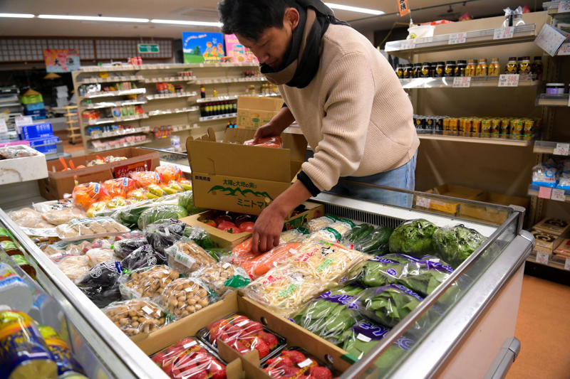 ■二つのエンジン, ■元日から休まず営業, ■町唯一のスーパー, ■パン300個を提供, ■命をかけて仕事してもらって…, ■「第二のお母さん」