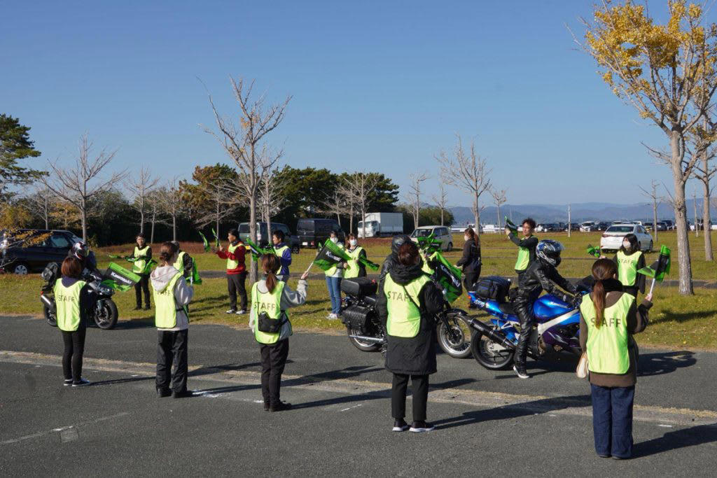 コーヒーを片手にバイクを眺める、それがKCBMの趣旨, KCBMを主催するカワサキ担当者の想い, コーヒーがつなぐ、みんなの交差点, 二輪車の楽しさや利便性、安全性に関する情報を発信