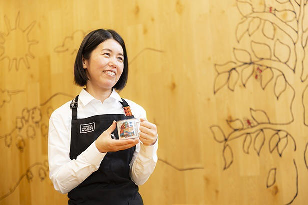 スマトラ島ってどんなところ？, スマトラのコーヒーとスターバックスは、どう出合った？, 大自然が育むスマトラの味わいは？, 深いコクはどう生まれる？, コーヒービギナーにもおすすめのスマトラアレンジ