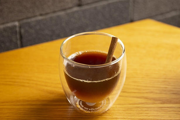 スマトラ島ってどんなところ？, スマトラのコーヒーとスターバックスは、どう出合った？, 大自然が育むスマトラの味わいは？, 深いコクはどう生まれる？, コーヒービギナーにもおすすめのスマトラアレンジ