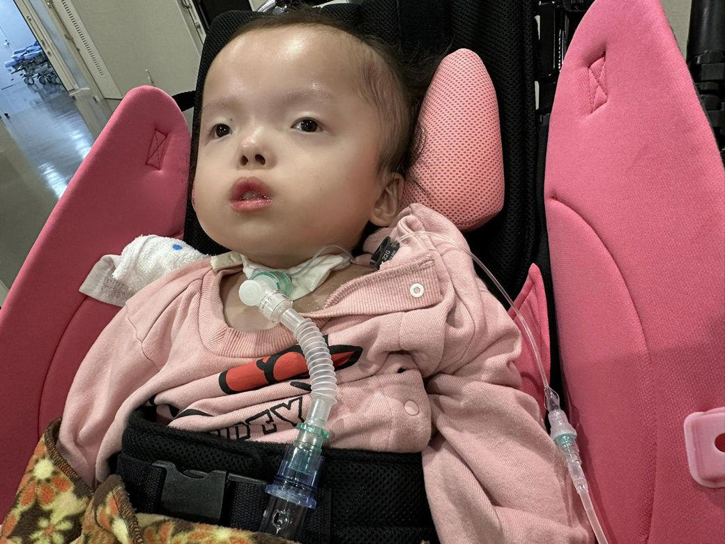 医療同意拒否──親のサインひとつで左右される命, 「マヨネーズとダンボール」──原点になった事件, 2人の子どもを“ほぼ全介助”の日々, 休みゼロ、癒やしはサンドウィッチマン, SNSと寄付でつながった支援、それでも足りないお金, 「苦労と不幸は関係ない」松原さんが感じる“幸せ”とは, 「僕をお父さんにしてくれた2人には感謝しかない」