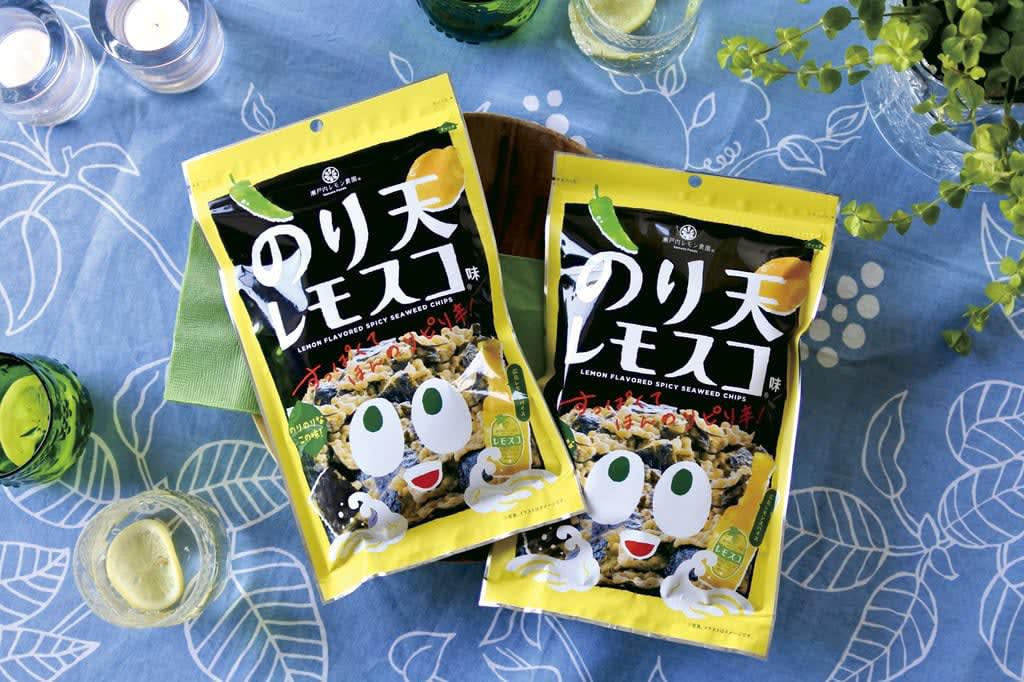 中国エリアのおみやげ銘菓ランキング BEST3, 第1位｜【広島県】 にしき堂のもみじ饅頭 こしあん （6個入り 940円）, しっとり薄皮に包まれたあっさりあんこ, 第2位｜【広島県】 長崎堂のバターケーキ（小サイズ 1150円）, 数日寝かせればバターがなじんでよりしっとり, 第3位｜【広島県】 くにひろ屋の洋酒ケーキ （10個入り 1550円）, 門外不出のレシピでつくる芳醇な香り広がる大人のおやつ, 見つけたらこれも絶対食べて！ プロがリピート買いする“どハマり銘菓”, 【広島県】 瀬戸内レモン農園ののり天 レモスコ味 （1袋 324円）, 【島根県】 中浦食品のどじょう掬いまんじゅう （8個入り 864円）