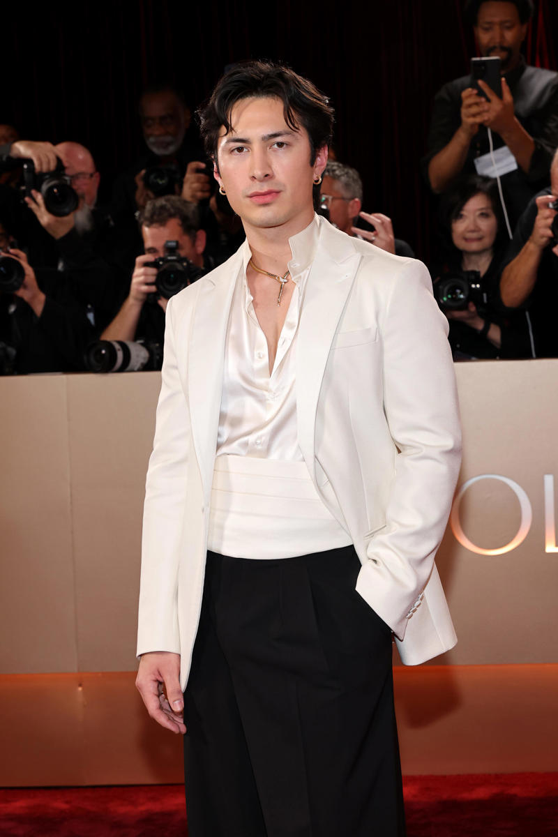 'Sinners' star Wunmi Mosaku, Selena Gomez, 'Heated Rivalry' star Hudson Williams, 'Song Sung Blue' actress Kate Hudson