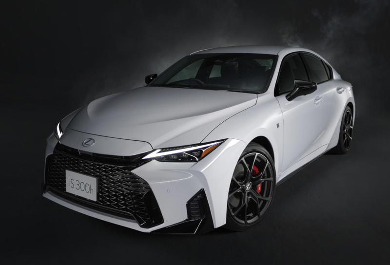 1.    Lexus IS, 2.    Lexus ES, 3.    BMW 2 Series, 4.    BMW 3 Series, 5.    Audi A4 (Now A5)