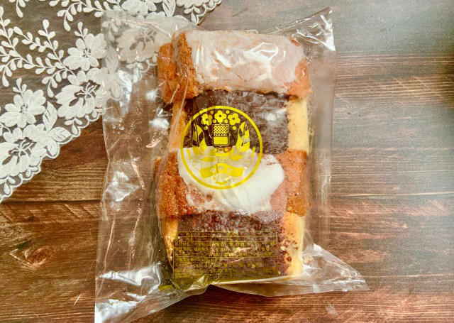 【老舗の菓子パンを手土産に♡】, 【大人気菓子パン：カステ】, 【キャッチーな菓子パン：カジノ】, 【甘〜い！：あんみつドーナツ】, 【甘くて、懐かしい！】