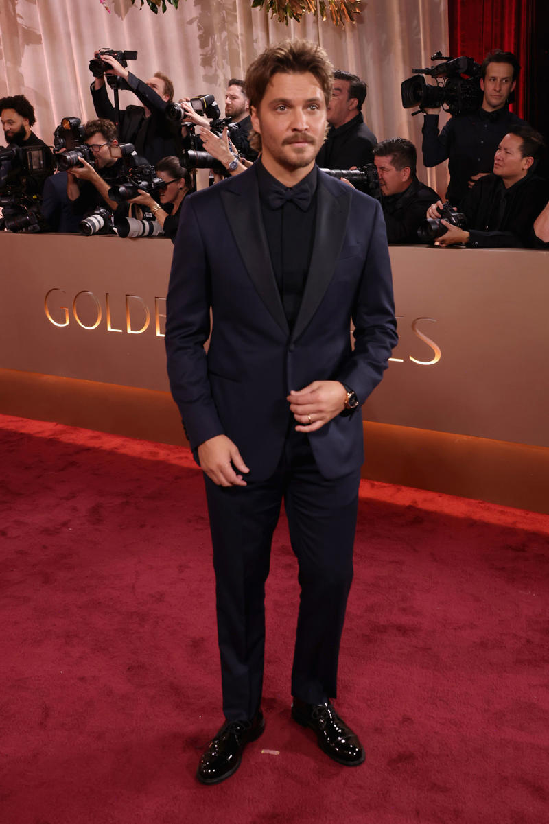 Stellan Skarsgård’s Omega Seamaster Aqua Terra Shades Moonshine Gold, Sterling K. Brown’s Audemars Piguet Royal Oak Perpetual Calendar, Timothée Chalamet’s Urban Jürgensen UJ-2, Chris Pine’s Cartier Tank Louis Cartier, Walton Goggins’ Cartier Tonneau, John Krasinski’s Glashütte Original Vintage Sixties, Colman Domingo’s Omega Speedmaster 38MM, Paul Mescal’s Cartier Tortue, Dwayne Johnson’s Chopard Alpine Eagle Frozen Summit, Jeremy Allen White’s Louis Vuitton Tambour, Wagner Moura’s Omega De Ville Trésor 40 mm, Jake Lacy’s Jaeger-LeCoultre Reverso Duoface Small Seconds, Glen Powell’s Omega Seamaster Aqua Terra 150M Moonshine Gold, Tramell Tillman’s Audemars Piguet Royal Oak “Jumbo” Extra-Thin Openworked, Oscar Isaac’s Bulgari Octo Finissimo, Marlon Wayans’ Omega Speedmaster Canopus Gold, Jacob Elordi’s Cartier Tank Normale, Adam Brody’s Jaeger-LeCoultre Reverso Tribute Monoface Small Seconds, Kumail Nanjiani’s Vacheron Constantin Overseas Perpetual Calendar Ultra-Thin, Orlando Bloom’s Porsche Design Chronograph 1 - 1975 Limited Edition, Benny Blanco’s Jacob & Co., Connor Storrie’s Tiffany & Co. Union Square, Leonardo DiCaprio’s Rolex Cosmograph Daytona “Le Mans”, Hudson Williams’ Bulgari Serpenti, Nick Jonas’s Fossil Carraway, George Clooney’s Omega Seamaster Aqua Terra 150M, Dylan Efron’s TAG Heuer Carrera Astronomer 39mm, Luke Grimes’ Blancpain Villeret Quantième Complet