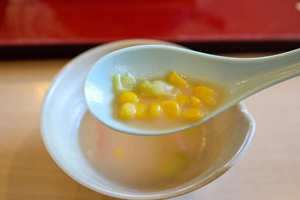 7種類の600キロカロリー以下主食メニュー, ハンバーグvsヘルシーメニュー, ちゃんぽん・アイス・ヨーグルトのフルコース, 組み合わせ方次第で満腹と健康を両立する食事を堪能