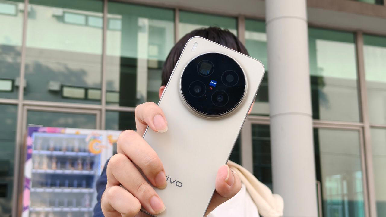 การออกแบบและหน้าจอแสดงผลของ vivo X300 Pro , ระบบกล้องของ vivo X300 Pro, ภาพจากกล้อง vivo X300 Pro, อินเตอร์เฟส OriginOS 6 ให้บริการทั่วโลก, บทสรุป
