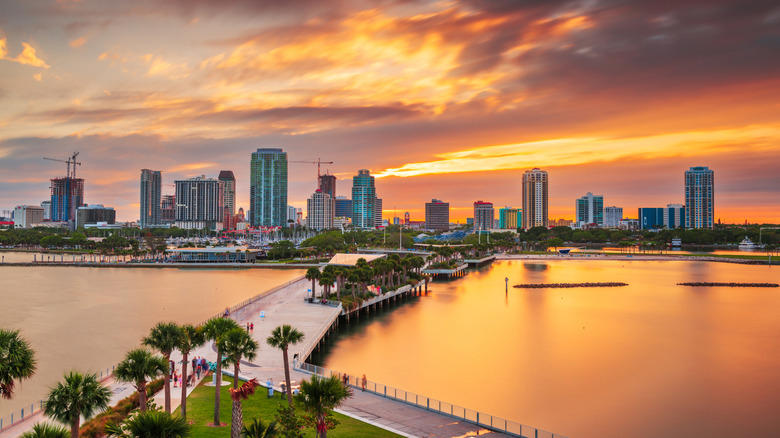 Florida: 255 record holders, Louisiana: 436 record holders, New York: 436 record holders, South Dakota: 436 record holders, California: 615 record holders, Methodology