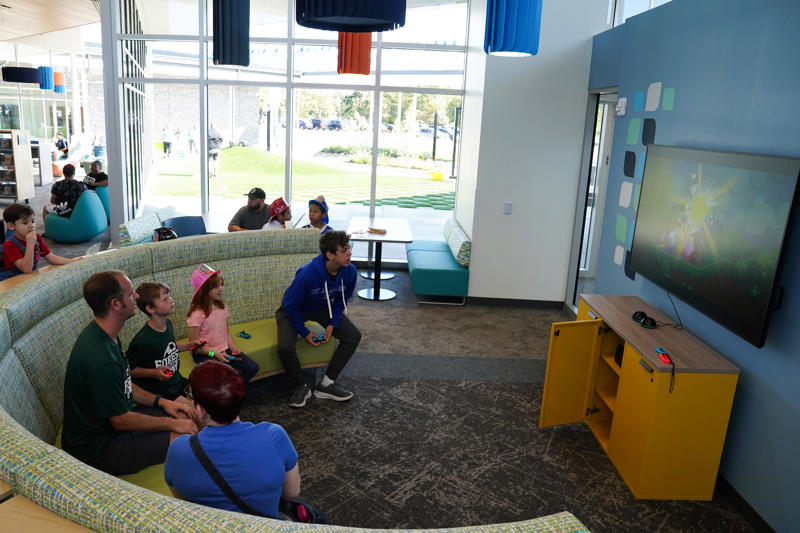 Visit these 15 Cincinnati attractions for free, Free meals and snacks for kids and teens, Stream over 3,000 movies, documentaries and more, Use the library's 3D printer, laser cutter and other tools, Take up knitting or a new hobby, Does it cost money to get a library card?, How to sign up for a Cincinnati &amp; Hamilton County Library card