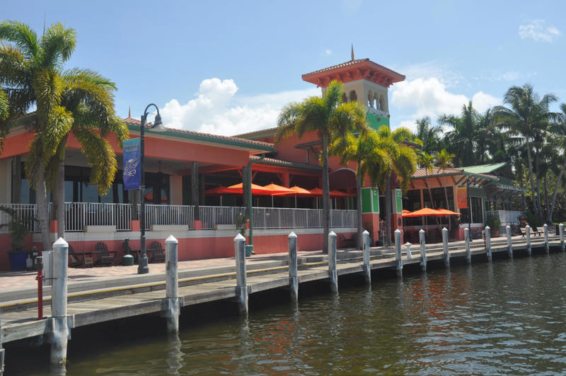 The early years, Here comes the dining boom, Siam Hut, The Café, Ralph’s Place