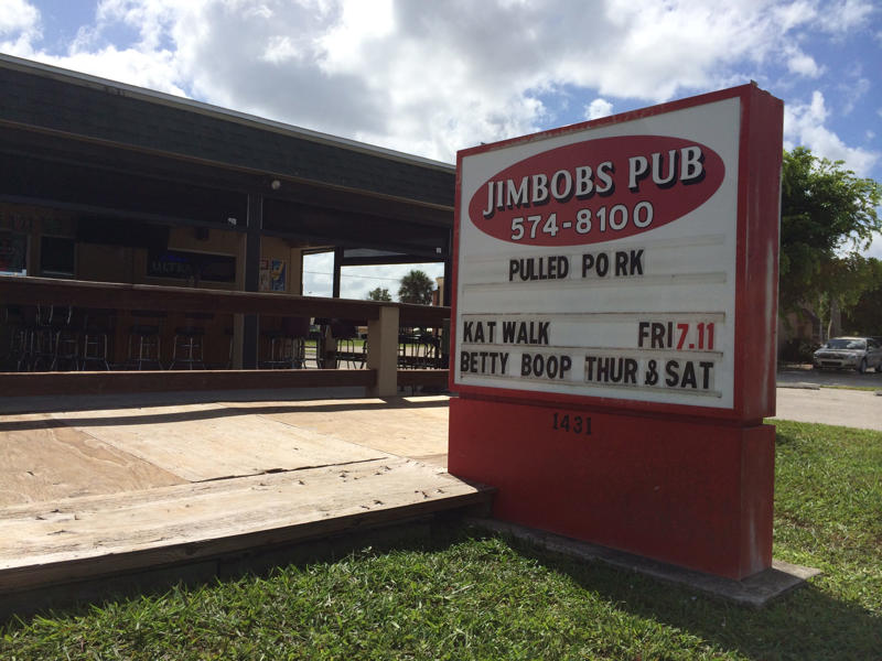 The early years, Here comes the dining boom, Siam Hut, The Café, Ralph’s Place