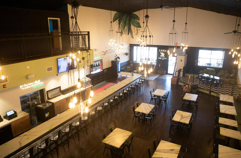 The early years, Here comes the dining boom, Siam Hut, The Café, Ralph’s Place