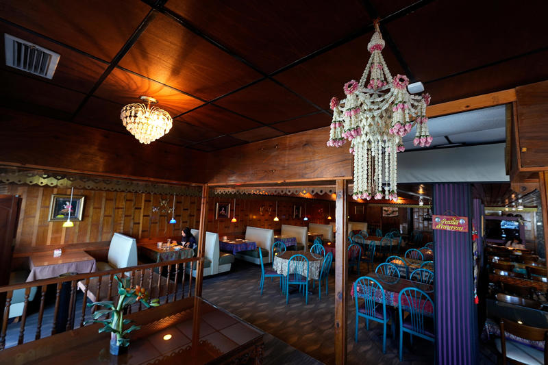 The early years, Here comes the dining boom, Siam Hut, The Café, Ralph’s Place