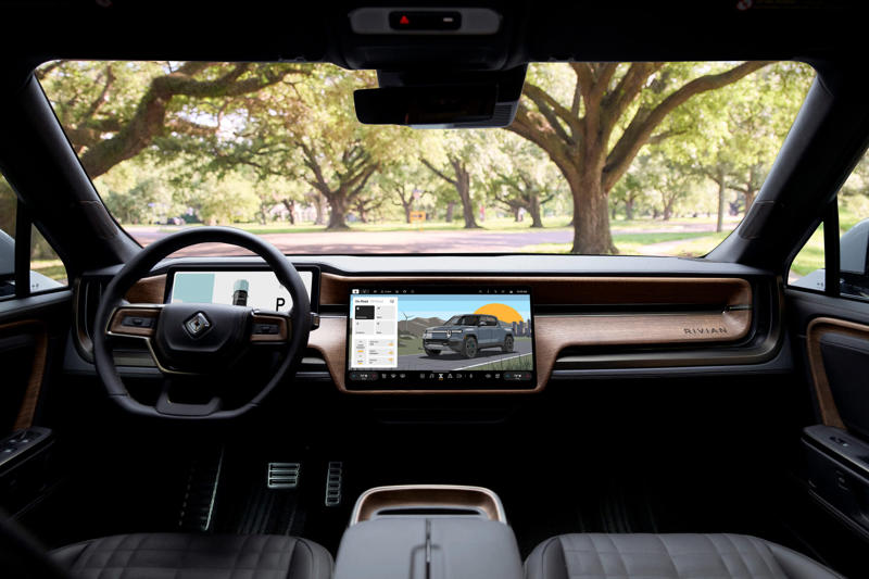 2026 Rivian R1T trim levels and prices, R1T Quad Max: More of everything, Rivian’s controls aren’t that big of a deal, 2026 Rivian R1T Quad Max key features, Driving impressions, What could be better? Connectivity, sensors, Why buy a 2026 Rivian R1T Quad Max?, 2026 Rivian R1T Quad Max at a glance