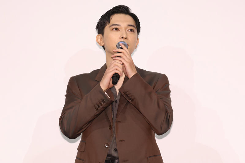 興行収入・邦画実写歴代1位, 新語・流行語大賞, 日本アカデミー賞での快挙, 日本アカデミー賞 13部門17賞受賞, カンヌ国際映画祭, トロント国際映画祭, 第98回米アカデミー賞 ノミネート, 国際的な高い評価
