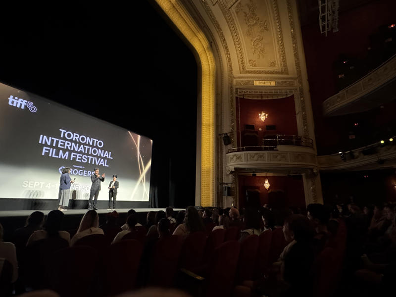 興行収入・邦画実写歴代1位, 新語・流行語大賞, 日本アカデミー賞での快挙, 日本アカデミー賞 13部門17賞受賞, カンヌ国際映画祭, トロント国際映画祭, 第98回米アカデミー賞 ノミネート, 国際的な高い評価