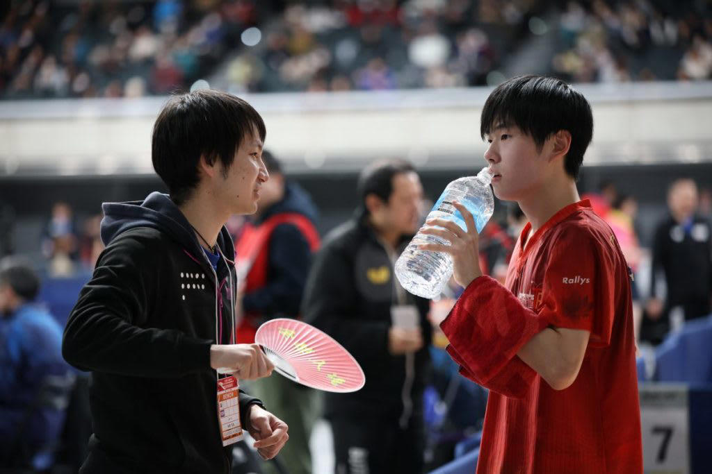 中学3年で全日本ジュニア初出場, 高校1年で味わった挫折, 掴み取った初勝利, 「インターハイでも勝利を」, 板橋悠真（土浦一高） ジュニア男子シングルス勝ち上がり