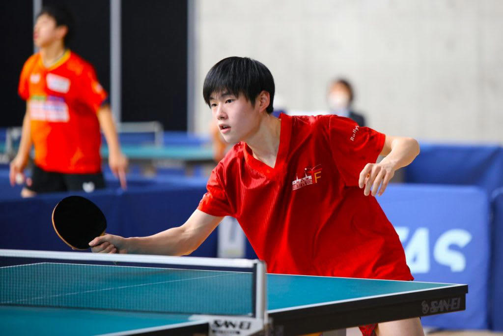 中学3年で全日本ジュニア初出場, 高校1年で味わった挫折, 掴み取った初勝利, 「インターハイでも勝利を」, 板橋悠真（土浦一高） ジュニア男子シングルス勝ち上がり