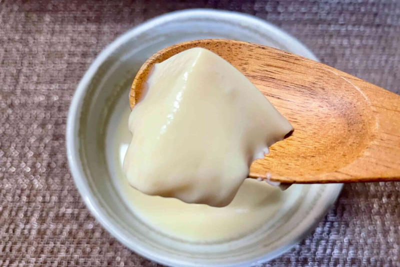 ■「とろとろ湯豆腐」の材料, ■「魔法の粉」の重曹をひと振り, ■とろっとろで身も心も温まる, ■安い豆腐が化ける「とろとろ湯豆腐」