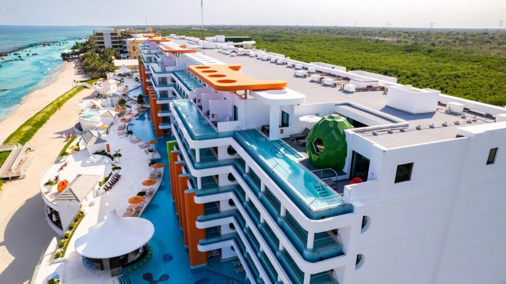 1. Curtain Bluff, 2. Lopesan Costa Bávaro Resort, Spa & Casino, 3. Beaches Negril, Jamaica, 4. Windjammer Landing Resort & Residences, 5. Dreams Curaçao Resort, Spa & Casino, 6. Nickelodeon Riviera Maya, 7. Ocean Club East/Ocean Club West, 8. Aruba Marriott Resort and Stellaris Casino, 9. Club Med Michès Playa Esmeralda, 10. The Ritz-Carlton, Grand Cayman