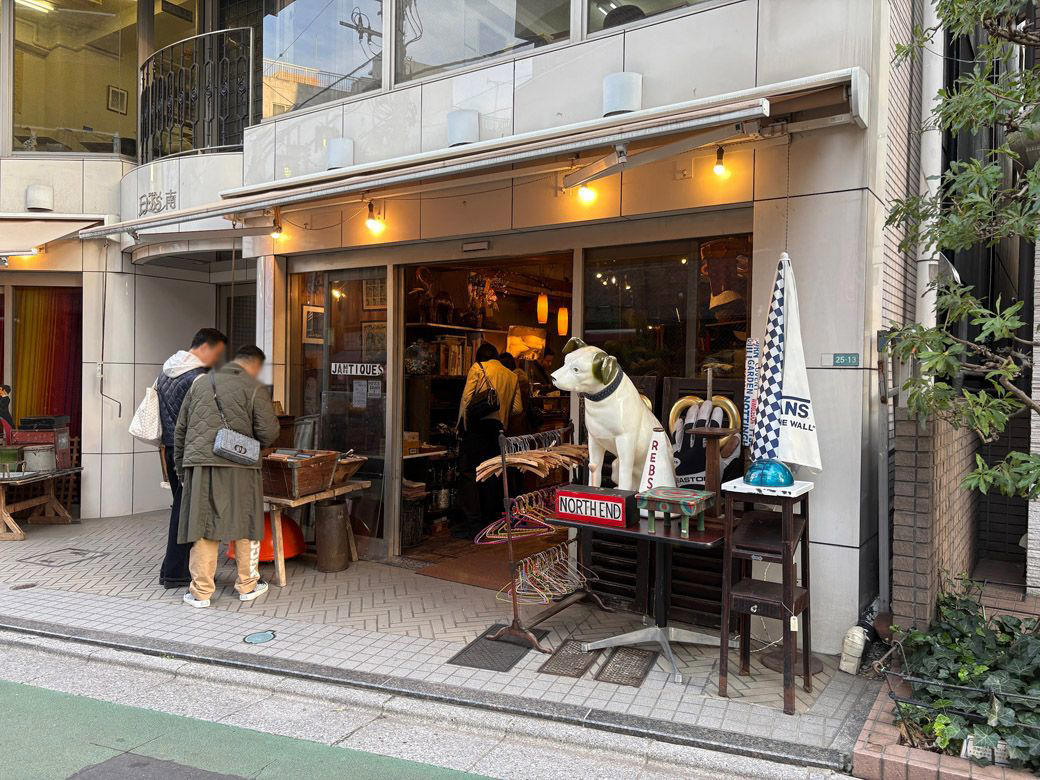 「芸能人の街」というイメージはどこから？, 駅周辺に併存する「おしゃれなナカメ」と生活感, 目黒川沿いは「ナカメらしさ」を感じるエリア, 「高級住宅街」エリアは思ったより限定的な範囲, 中目黒にはエリアごとに役割がある, 中目黒はもともと「生活と労働の街」だった, 東横線開通がナカメを作った？
