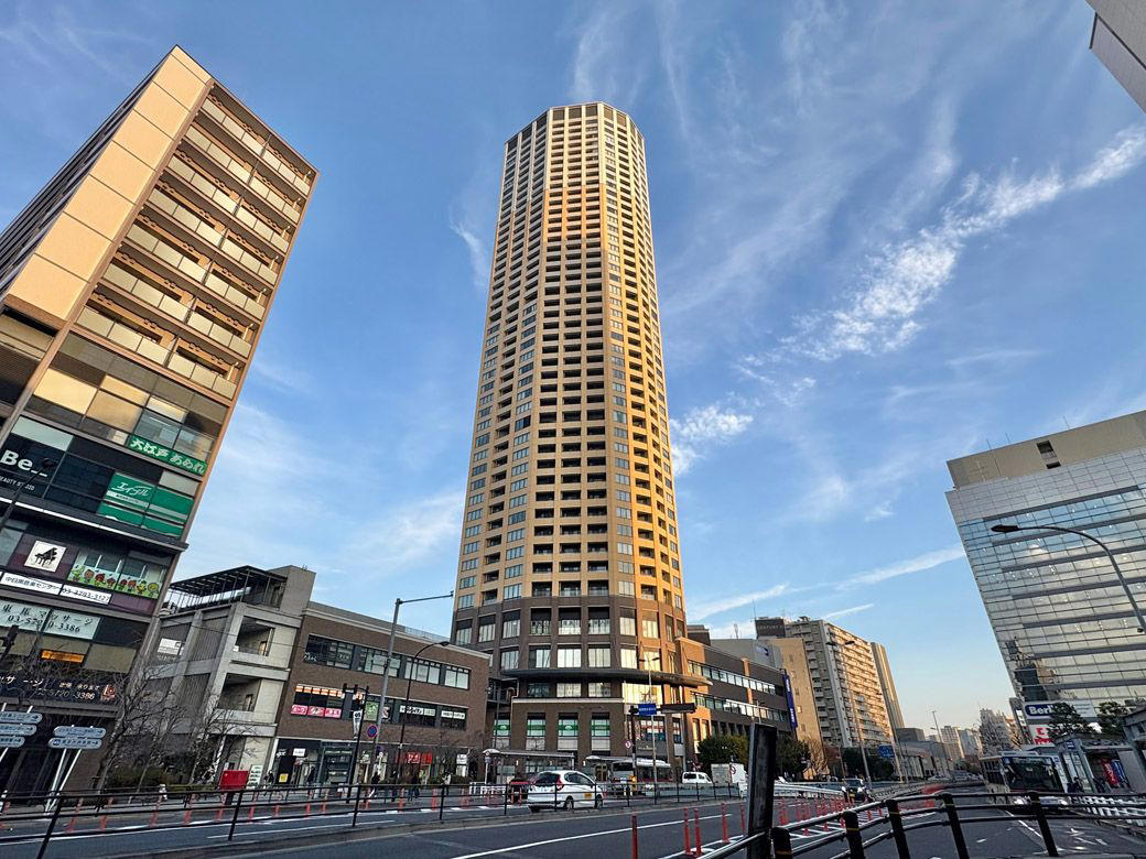 「芸能人の街」というイメージはどこから？, 駅周辺に併存する「おしゃれなナカメ」と生活感, 目黒川沿いは「ナカメらしさ」を感じるエリア, 「高級住宅街」エリアは思ったより限定的な範囲, 中目黒にはエリアごとに役割がある, 中目黒はもともと「生活と労働の街」だった, 東横線開通がナカメを作った？