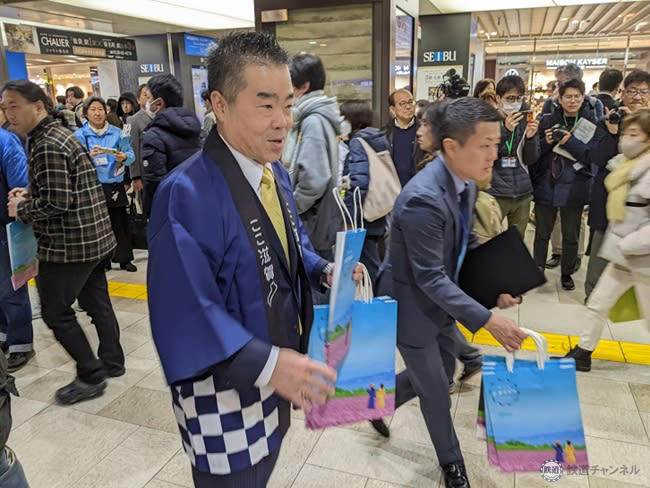 今も根付く近江商人の「三方よし」, 周遊観光にチャンスあり, 三日月知事は元鉄道マン, 鉄道の存在価値算出