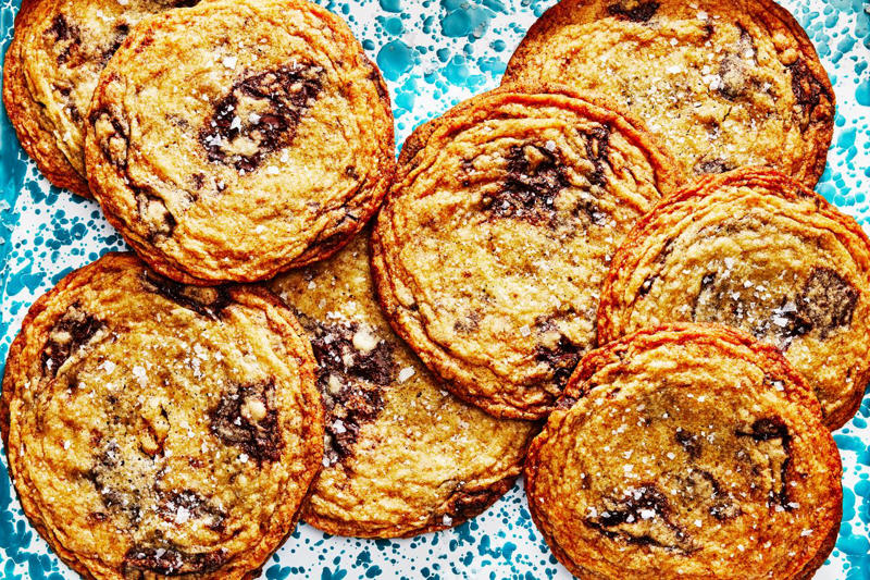 Forgotten Cookies, Chocolate Crinkle Cookies, Soft Oatmeal Cookies, Chewy Molasses Cookies, Pan-Banging Chocolate Chip Cookies, Strawberry Shortbread Cookies, Walnut Crescents, Coconut Macaroons, Oatmeal Chocolate Chip Cookies, Easy Peanut Butter Cookies