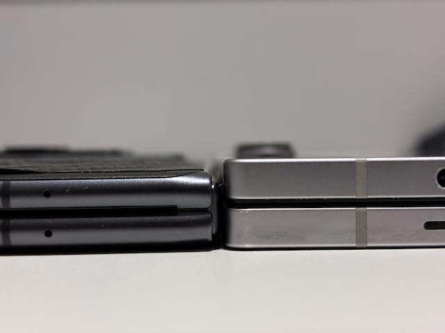 Y!mobileで折り畳みスマホが実質6万円台で手に入る, ハイエンド仕様の折り畳みスマホ・nubia Foldについて, 他社の折り畳みスマホと比較, nubia Foldは快適操作だが耐久性は未知数
