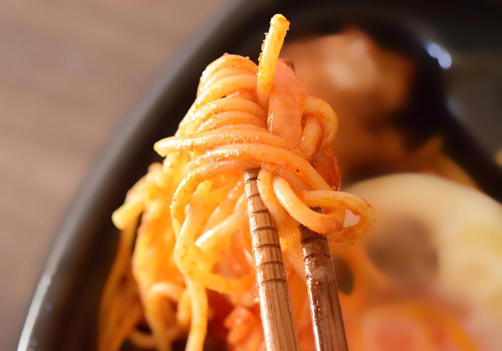 ■【ほっともっと】ワンコインで楽しめる「特製ナポリタン＆サラダ」, ■【ほっともっと】特製ナポリタン＆サラダの詳細, ■【ほっともっと】特製ナポリタン＆サラダ実食レポ, ■満足感のあるワンコイン弁当を求めている人におすすめ