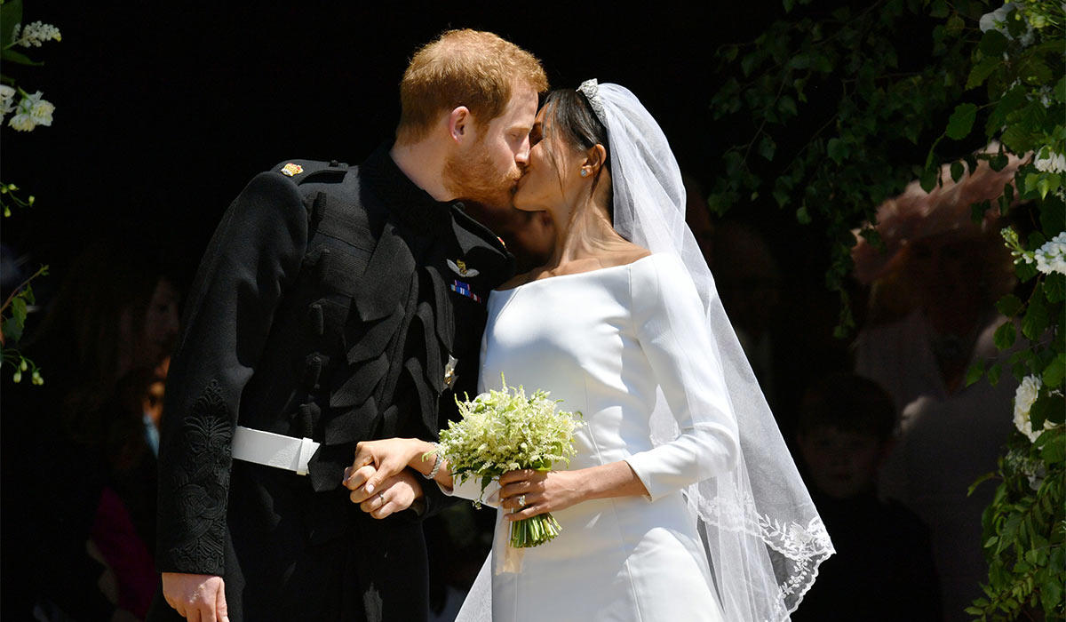 SUSSEXES OFFERED ROYAL OLIVE BRANCH, WHY DID THEY LEAVE AMERICA?, CHARLES INVITES HARRY TO STAY, RELOCATION RUMOURS ARE RIFE, 'THERE'S A GOOD CHANCE', 'PURE SPECULATION' COMMENTS, 'LOVE TO DO STUFF AS A FAMILY', 'YEARNING HAS GROWN STRONGER', DIFFERENCE IN OPINIONS, 'THERE IS A REAL CONCERN'