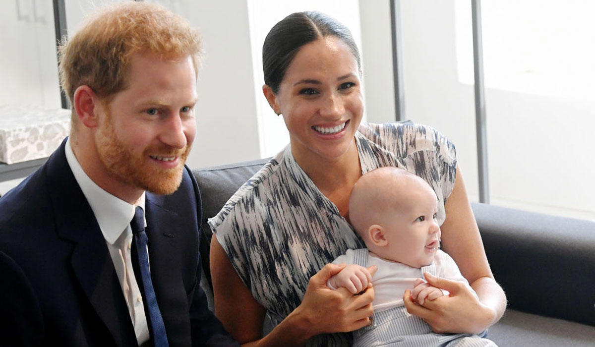 SUSSEXES OFFERED ROYAL OLIVE BRANCH, WHY DID THEY LEAVE AMERICA?, CHARLES INVITES HARRY TO STAY, RELOCATION RUMOURS ARE RIFE, 'THERE'S A GOOD CHANCE', 'PURE SPECULATION' COMMENTS, 'LOVE TO DO STUFF AS A FAMILY', 'YEARNING HAS GROWN STRONGER', DIFFERENCE IN OPINIONS, 'THERE IS A REAL CONCERN'