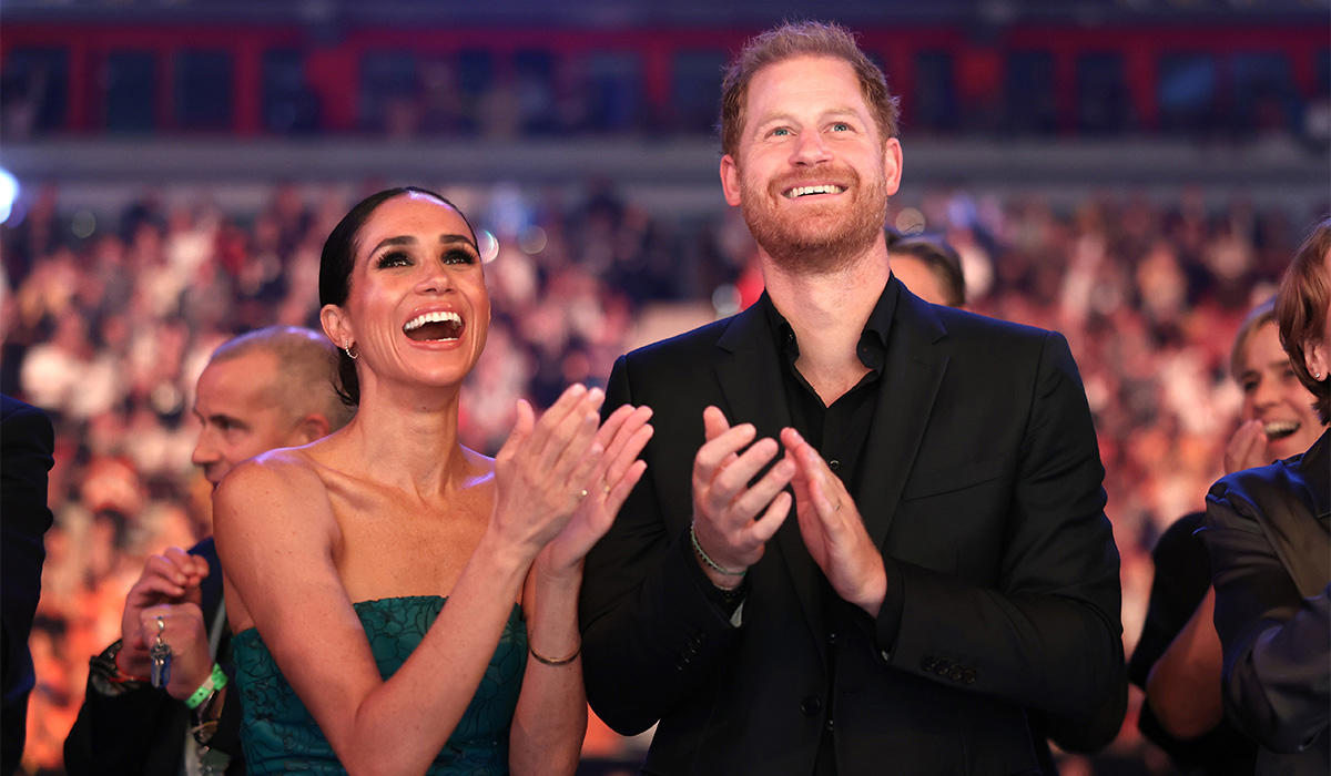 SUSSEXES OFFERED ROYAL OLIVE BRANCH, WHY DID THEY LEAVE AMERICA?, CHARLES INVITES HARRY TO STAY, RELOCATION RUMOURS ARE RIFE, 'THERE'S A GOOD CHANCE', 'PURE SPECULATION' COMMENTS, 'LOVE TO DO STUFF AS A FAMILY', 'YEARNING HAS GROWN STRONGER', DIFFERENCE IN OPINIONS, 'THERE IS A REAL CONCERN'