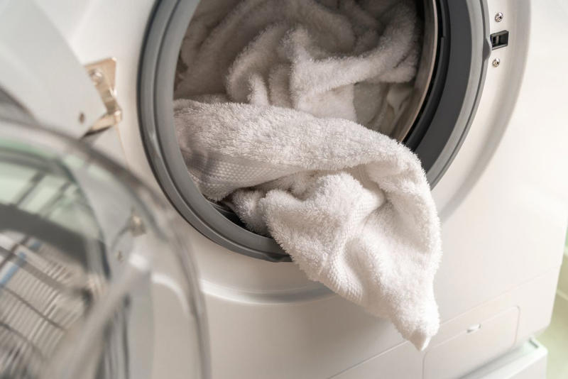 Should Towels Be Washed Separately?, How Can Towels Damage Clothes?, Can Towels Be Washed With Bedding? , Four Tips For Washing Towels, Mistakes To Avoid