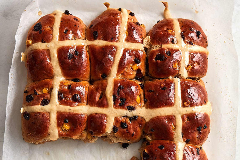 Which supermarket hot cross bun is the best?, Our scorecard for Aussie supermarket hot cross buns, How we taste-tested the supermarket hot cross buns, Who were the taste-testers?