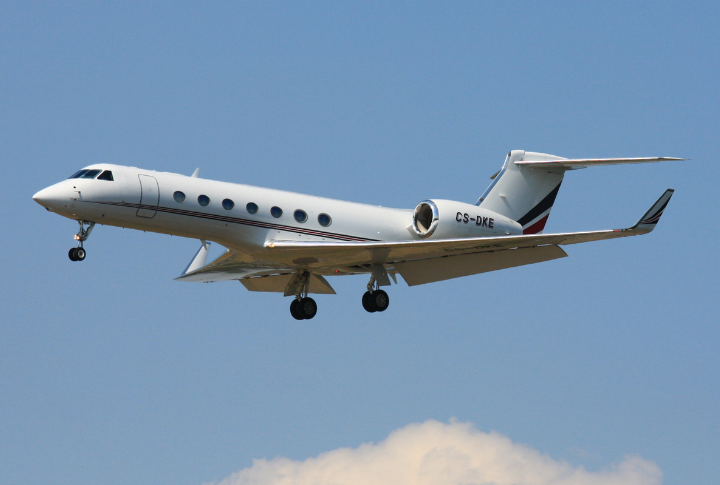 NetJets Private Jet Service NetJets Private Jet Service, Mar-a-Lago Club, Quintessentially Lifestyle Concierge Service, Soho House Membership, Delta Private Jets Card, Robb Vices Subscription, Aman Junkies Club, Luxury Car Swap by FAST TOYS CLUB, Yacht Club by SeaNet, Travcoa Private Tours, Yacht Club de Monaco, The Vintage Club, Core Club, Inspirato Luxury Travel Club, The Club at Kukio