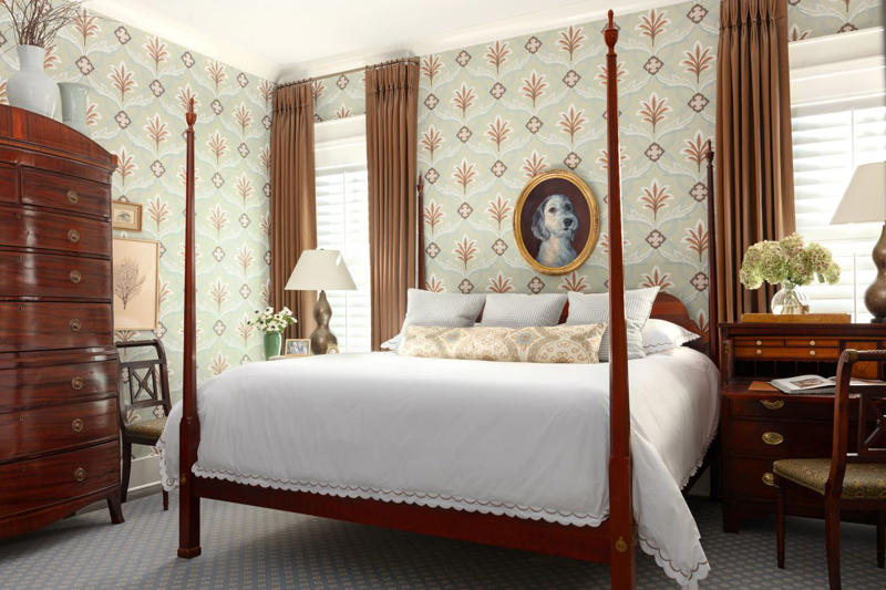 Wallpaper, Dark Wood Furniture and Cabinetry, Dark Wood Floors, Checkerboard Tile Floors, Closed Floor Plans, Upholstery Details, Colored Sinks and Bathtubs, Oil-Rubbed Bronze