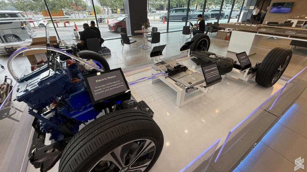 No More “Fake” Hybrid, Ride and Handling, Specs and Features, Warranty, Test Drive