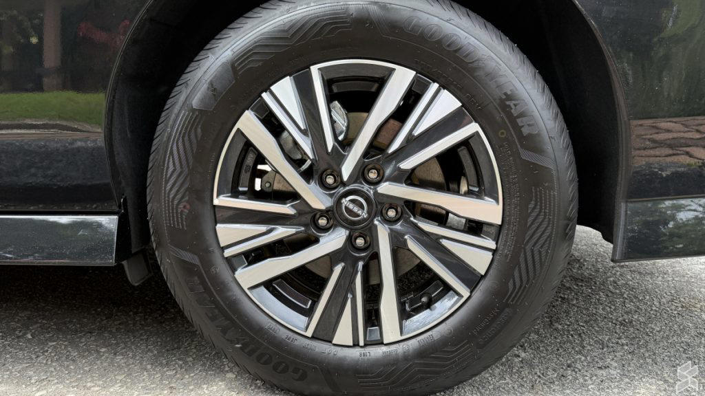 No More “Fake” Hybrid, Ride and Handling, Specs and Features, Warranty, Test Drive