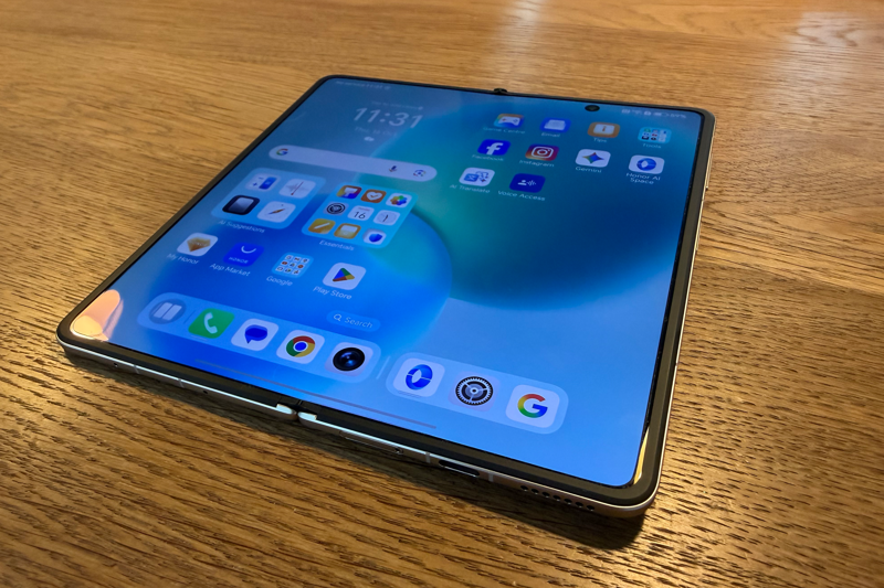 The best phones for 2026 are: , How we tested, Apple iPhone 17, OnePlus Nord 5, Google Pixel 10 Pro, Samsung Galaxy S25 Ultra, Apple iPhone 16e, Samsung Galaxy Z Flip7, Samsung Galaxy Z Fold7, Honor Magic V5, Google Pixel 10 Pro Fold, Apple iPhone Air, Your questions on the best smartphones answered, What is the best phone to buy in 2026?, How we tested the best phones – in full , Why you can trust IndyBest reviews