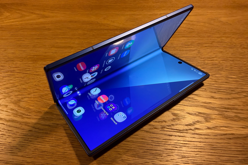 The best phones for 2026 are: , How we tested, Apple iPhone 17, OnePlus Nord 5, Google Pixel 10 Pro, Samsung Galaxy S25 Ultra, Apple iPhone 16e, Samsung Galaxy Z Flip7, Samsung Galaxy Z Fold7, Honor Magic V5, Google Pixel 10 Pro Fold, Apple iPhone Air, Your questions on the best smartphones answered, What is the best phone to buy in 2026?, How we tested the best phones – in full , Why you can trust IndyBest reviews